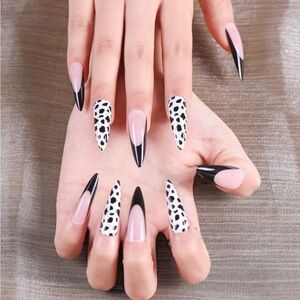 Stiletto Shape Press on nails